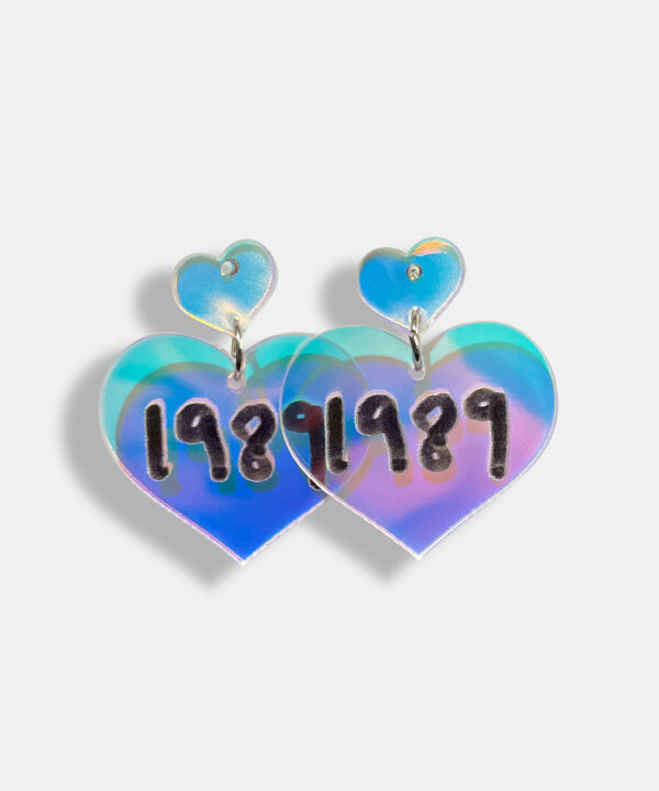 TS 1989 HEART EARRINGS
