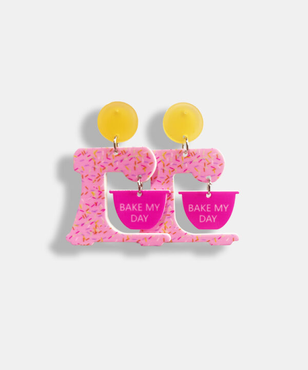 BAKE MY DAY EARRINGS