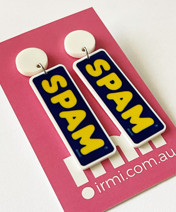 Add a quirky, retro touch to your style with these playful earrings featuring the iconic Spam logo!
